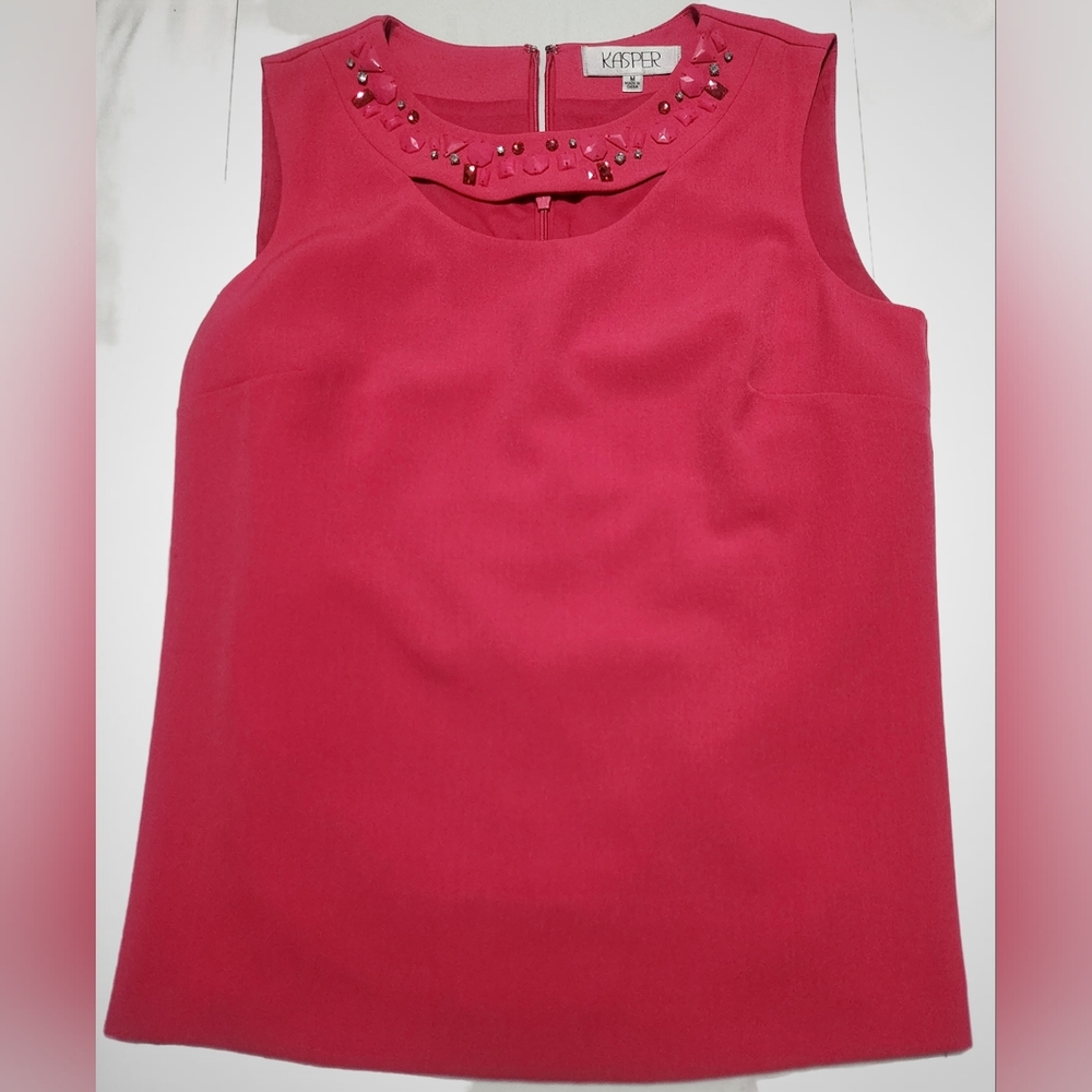 NEW! W/OUT Tags. Kasper. Tank. Size M. Hot Pink